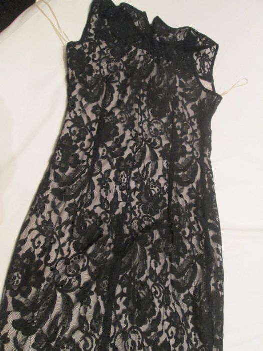 rochie dantelata  eleganta S