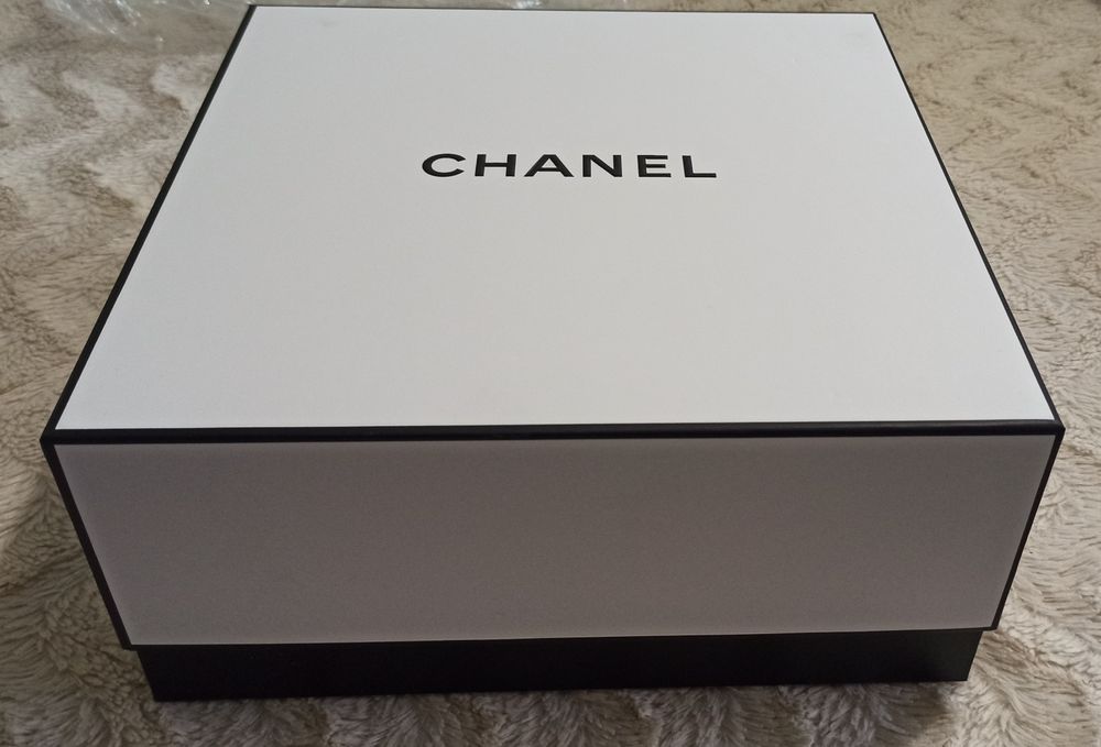 Подарочные коробки