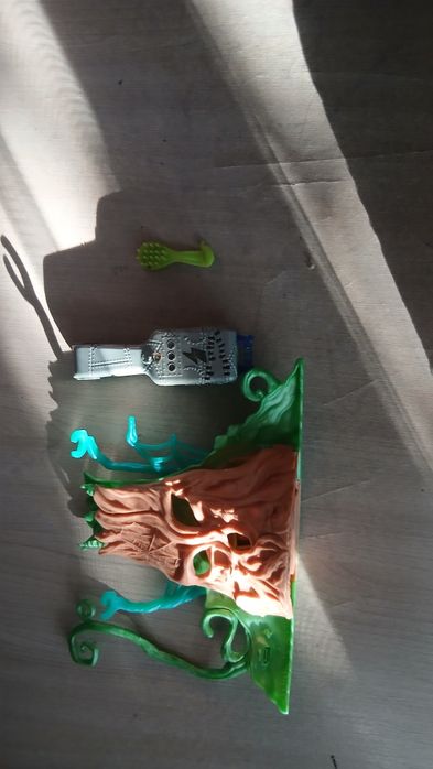Продаю кукол Monster high