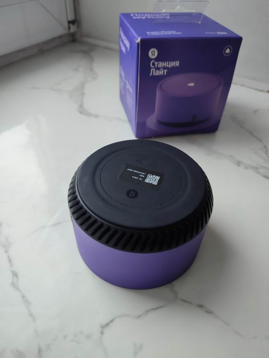 Продам Яндекс станцию Алиса мини