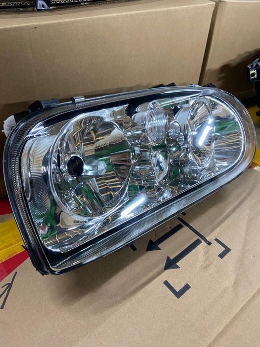 GOLF-3 Белый Хрусталь Фара