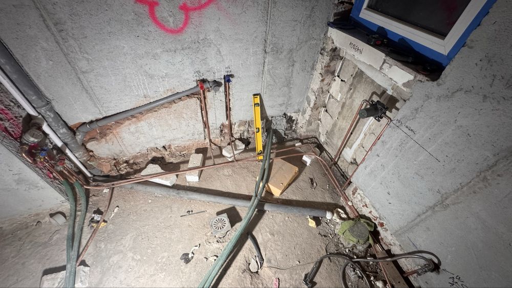 Echipa meseriasi Bucuresti