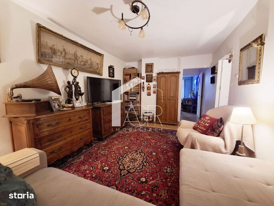 Apartament cu 2 camere, semidecomandat, zona Paltinis — fotografia 1