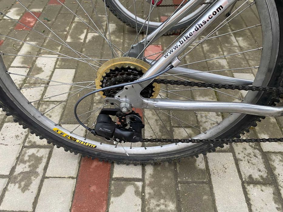 Vând 2 biciclete DHS – revizuite, gata de drum