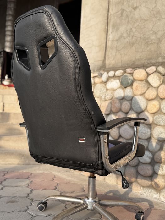 Компьютерное Кресло zeta