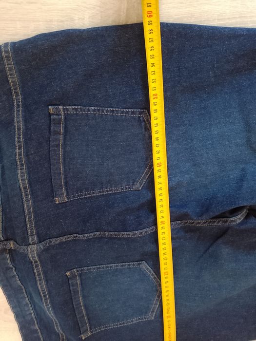 Blugi denim ușor elastici 99% bumbac mărime 50/52