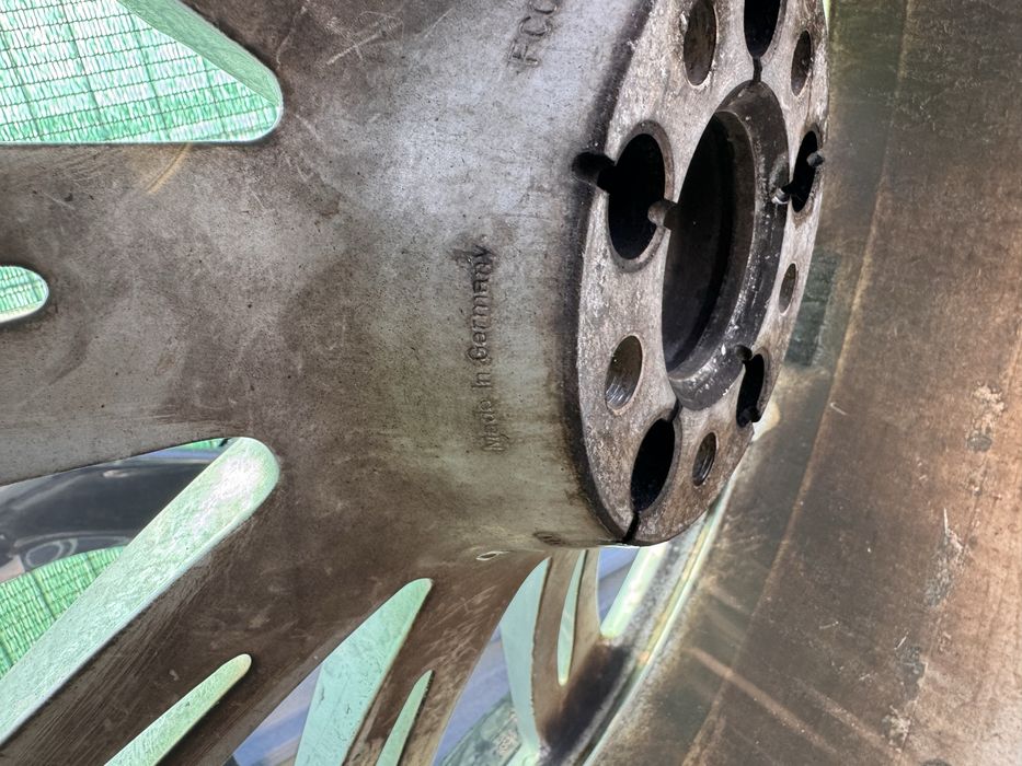 Продавам гуми 265 40 20 с джанти за Ауди А6/А7/А8!!