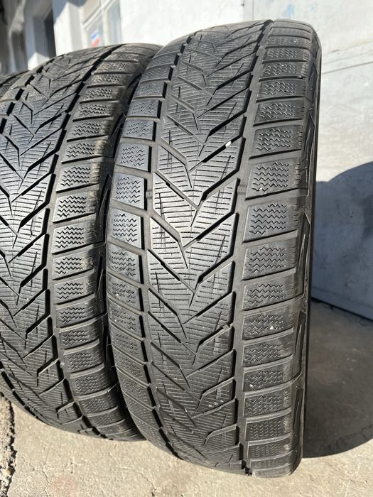 4 бр. зимни гуми 225/60/17 Vredestein DOT 4016 5-6 mm