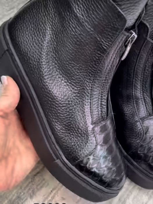 Зимняя обувь в размере 37 для худых ног