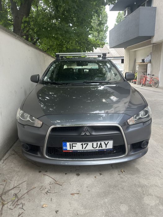 MITSUBISHI Lancer