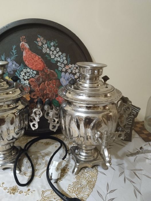 Продам самовар электрический советский.