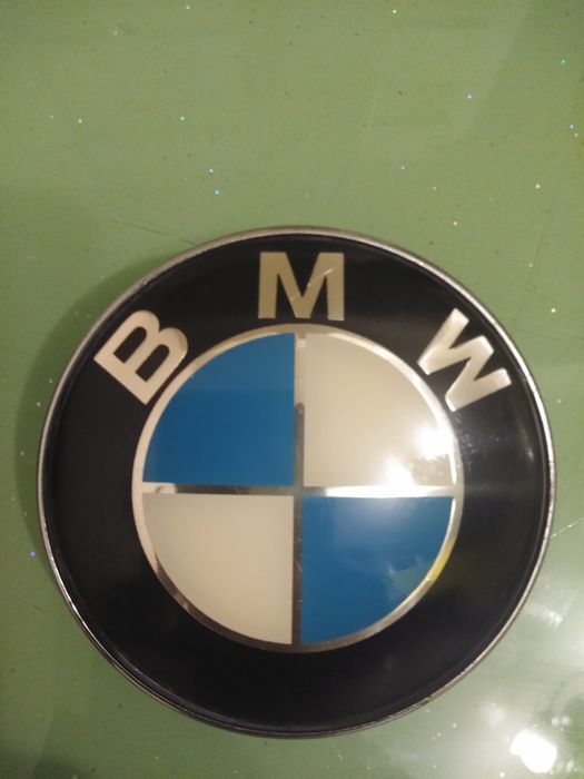 Шильдик  значек  лототип  BMW  оригинал
