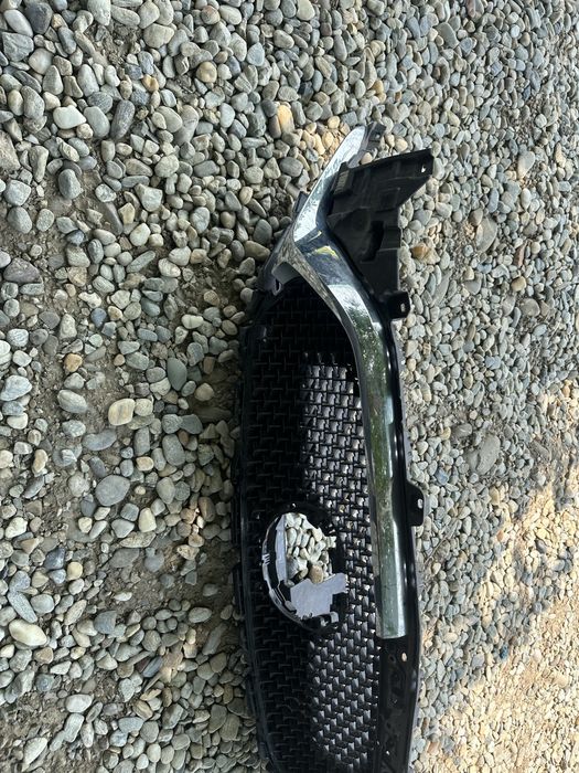 Grilă radiator mazda cx5.