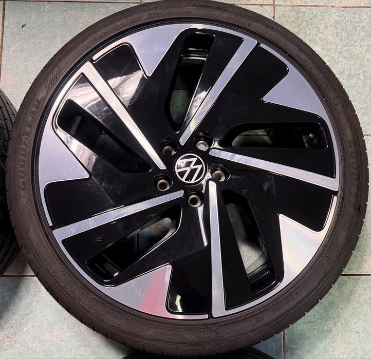 Roti/ jante aliaj R19 originale VW T-Roc Passat B9 225/40/19 vara 2022