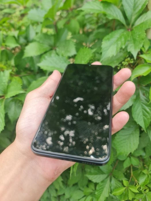 Redmi note 11E 5G 6/128 ideal kar dok