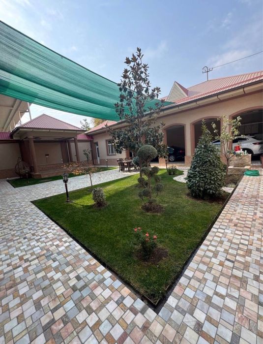 Продается дом в махалле Думбарабад