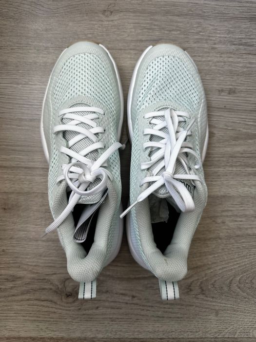 Нови дамски тенис обувки 38,5 Wilson Women's Rush Pro