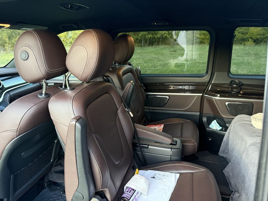 Mercedes Benz V 250