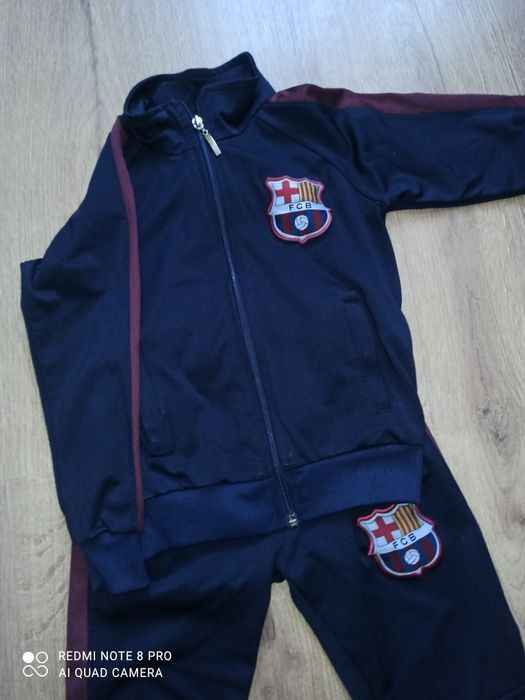 Детски дънки и детски екип Барселона