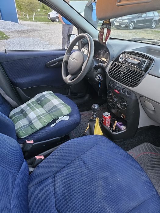 Vând fiat punto  II