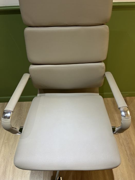 Кресло для офиса и дома Eames Рабочее кресло