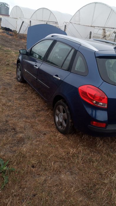 Ultim preti 1200 euró la clio!