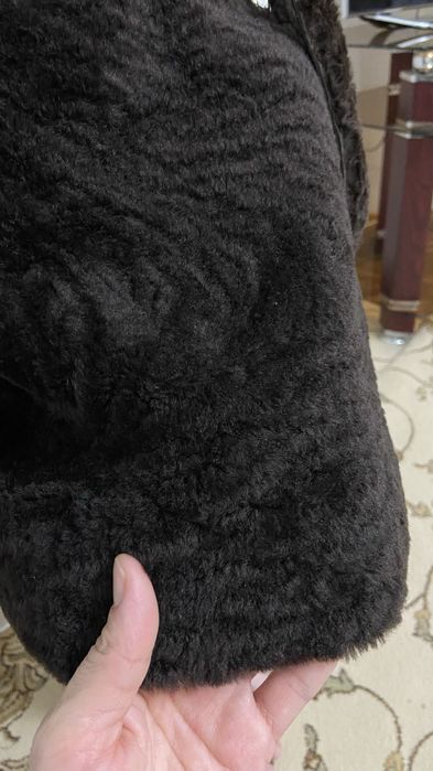 Продаю мотоновую шубу