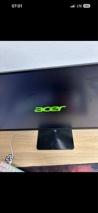 Acer Led Vero RS272