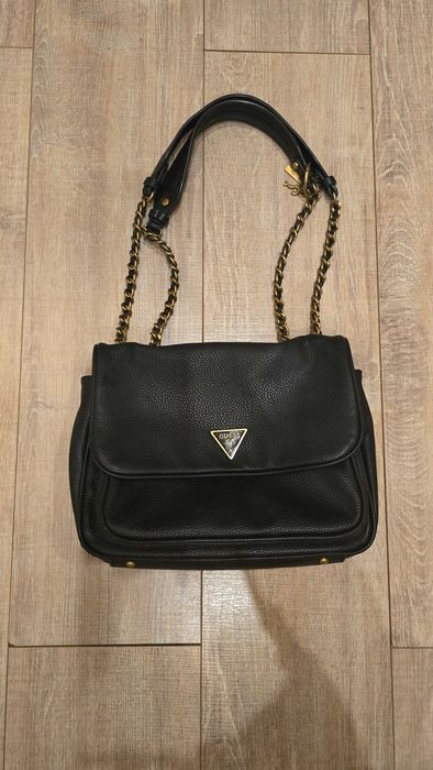 Дамска чанта Guess