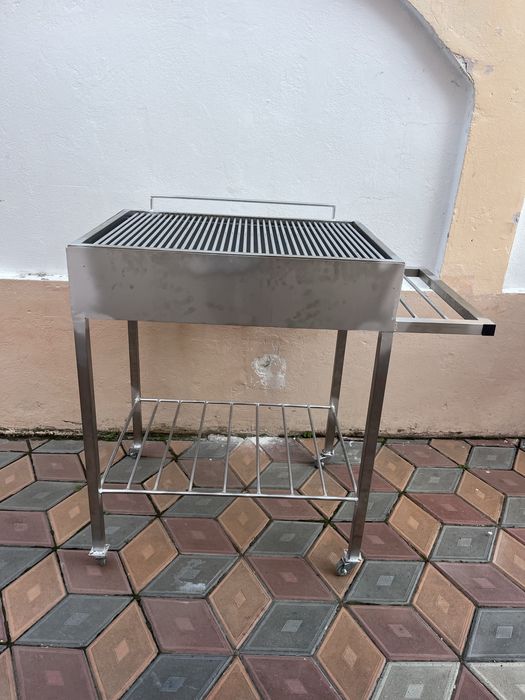 Gratare fier si inox la comanda