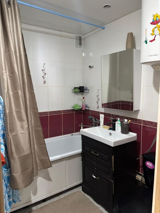 Продам квартиру 3 х комн