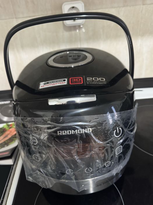 Мультиварка новая Redmond