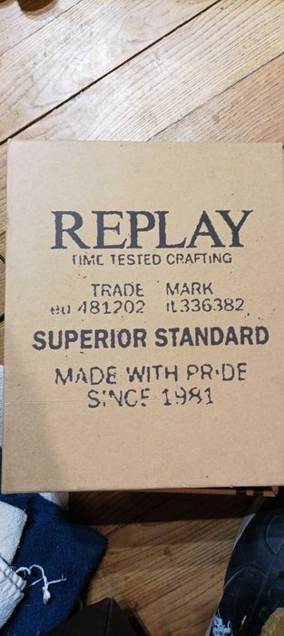 Продавам дамски обувки Replay 39n