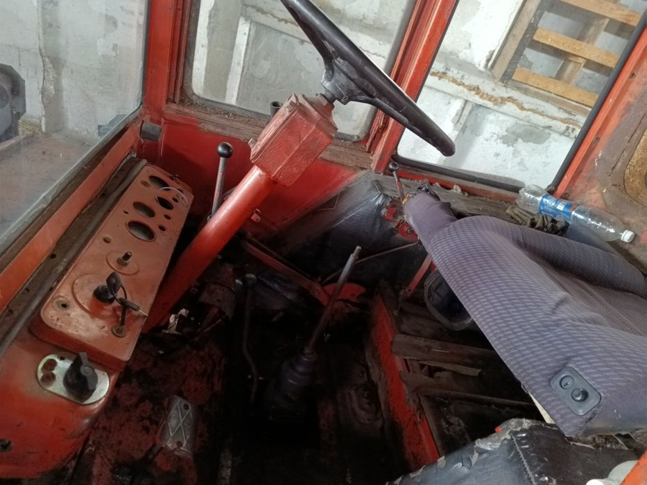 Продам трактор Т-25