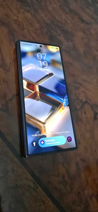 Samsung Z fold  6 crafted black (carbon)