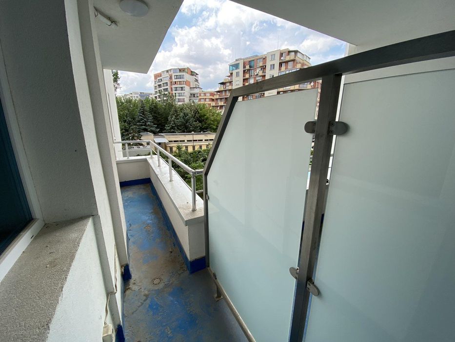 Дава се под наем Тристаен апартамент в София, Студентски град - 87 кв.м за 700 € - Снимка #12