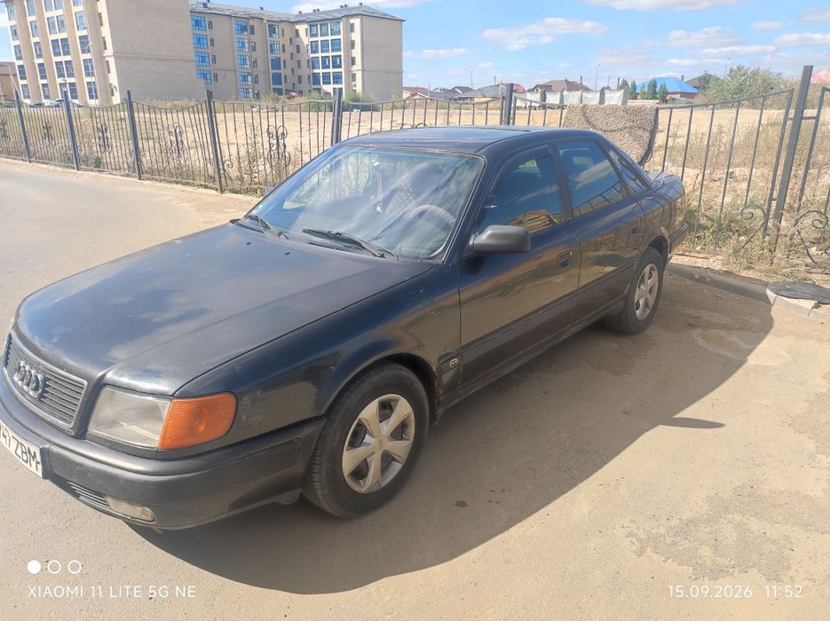 Продам Ауди 100 с 4 2.6