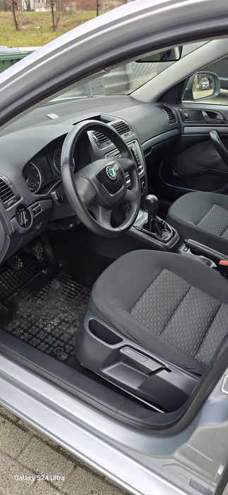 Vând Skoda octavia 2