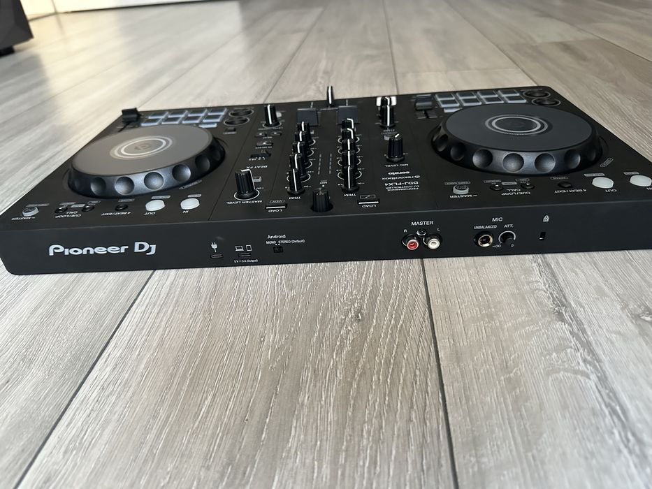 DJ контролер Pioneer FLX-4 + слушалки