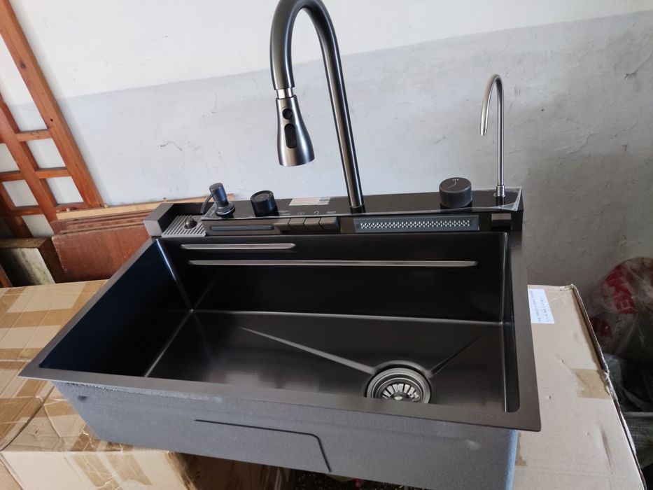 Многофункционална кухненска смарт мивка