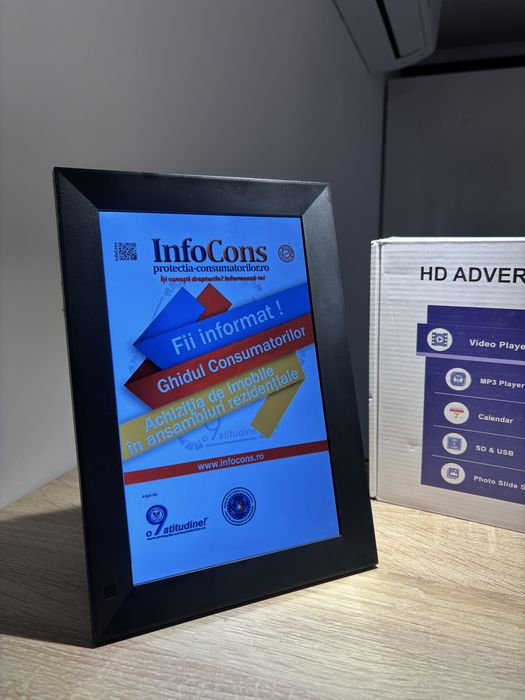 Tableta/Rama Foto afisare informatii meniu magazine