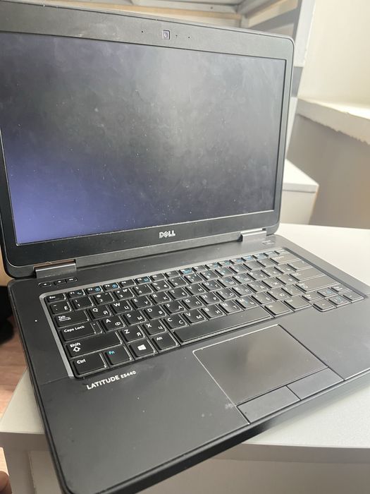 Продам ноутбук dell