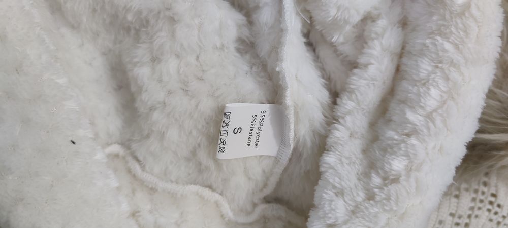 Rochie din fleece, nouă