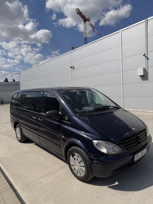 Mercedes Vito 5 locuri + marfa