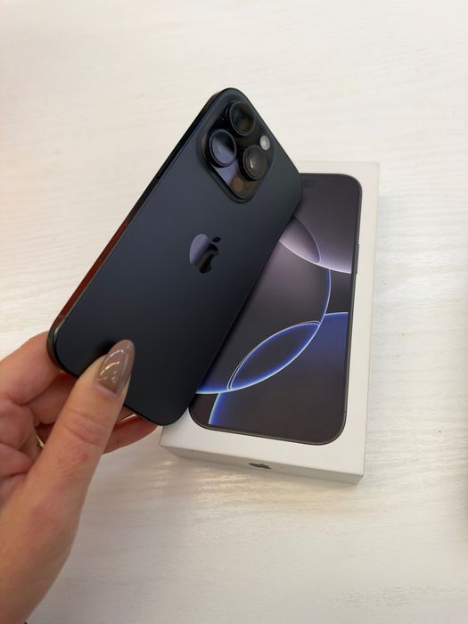 iPhone 16 Pro Black Titanium - 128GB