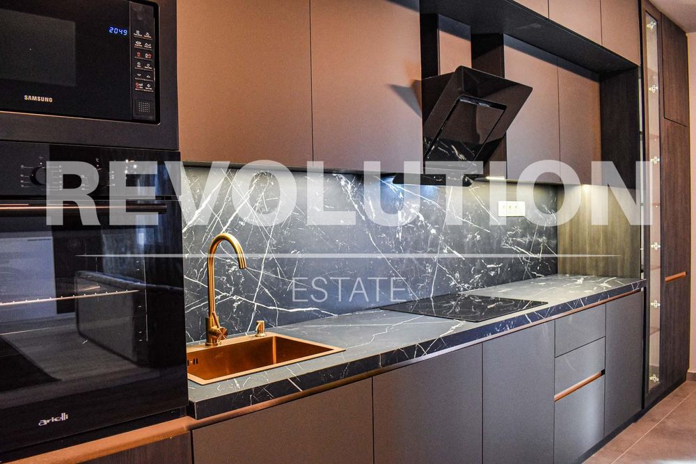 Дава се под наем Четиристаен апартамент в София, Драгалевци - 213 кв.м за 1600 € - Снимка #3