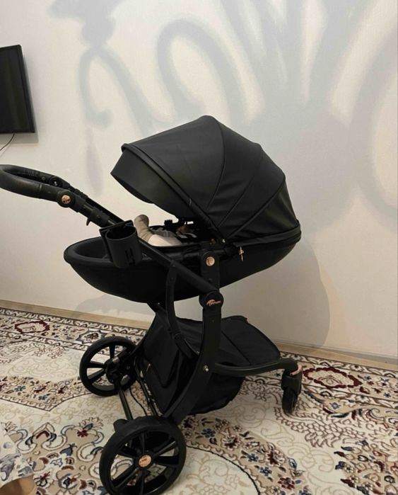 Коляска 2в1 люлька и прогулочный блок