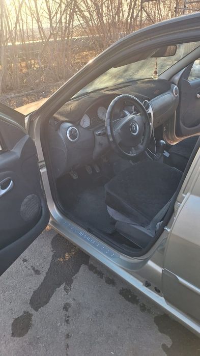 Продам renault logan 2013 года