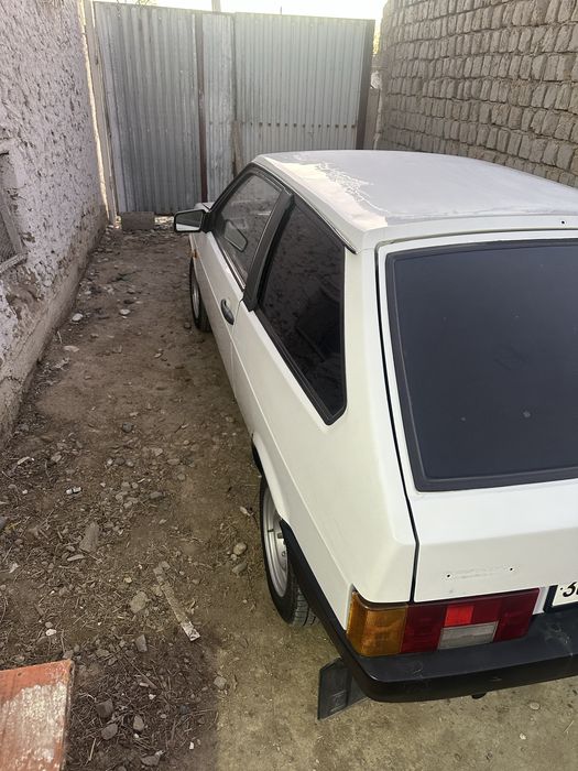 lada sotiladi yili 1993 yil  mator karobka yaxshi