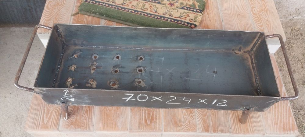 Продаётся очаг и мангал,в хорошом состаяние новое.